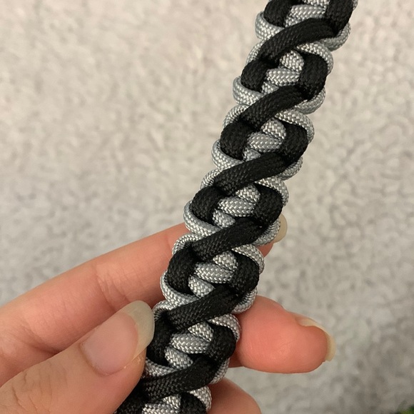 Grey and Black DNA Helix Paracord Bracelet - Picture 10 of 17